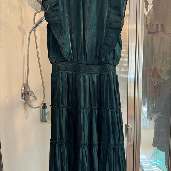 Lulu’s Emerald Green Tiered Mock Neck Midi Dress - Picture 8 of 8